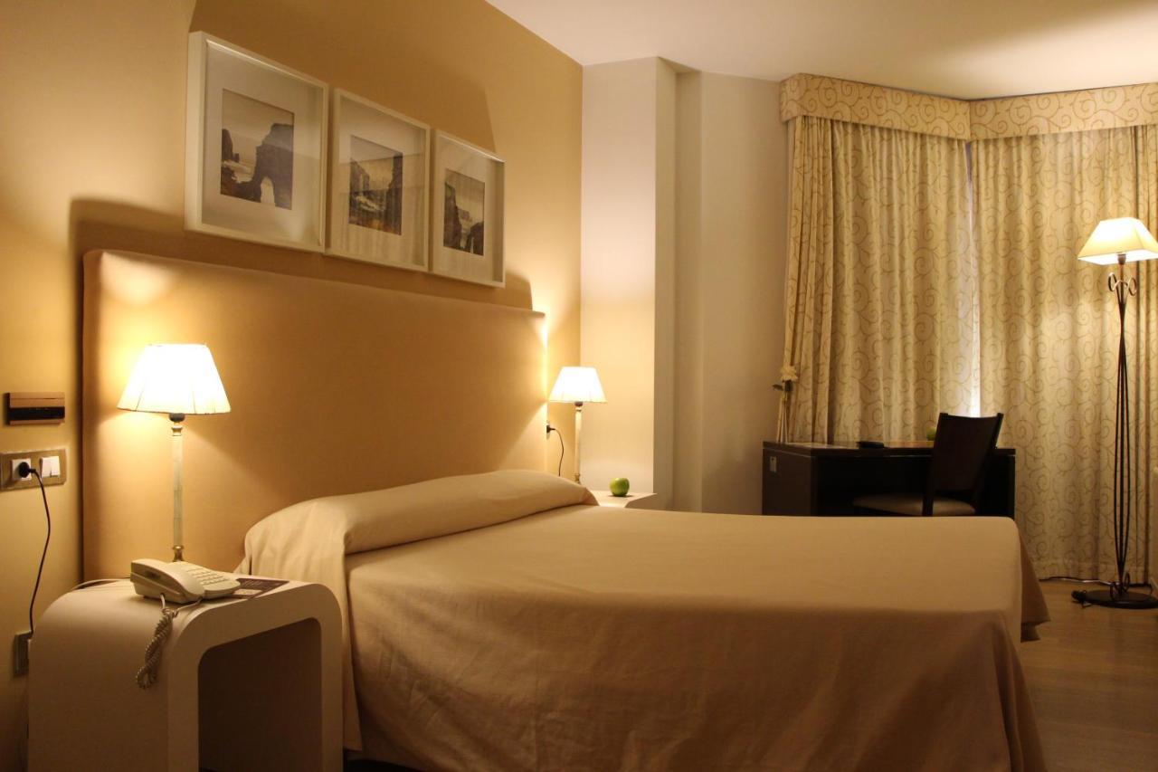 Hotel Bouza Ribadeo Exterior photo